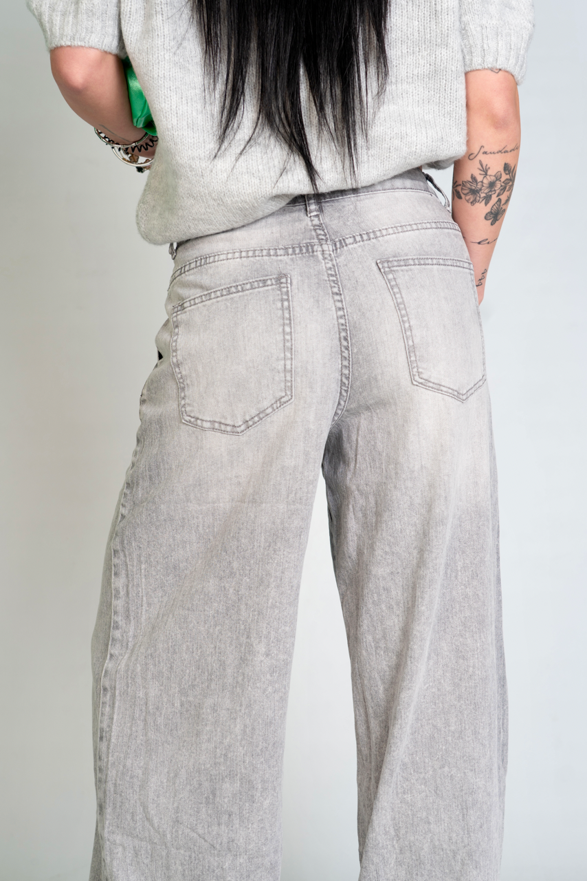 JEANS GREY WASH