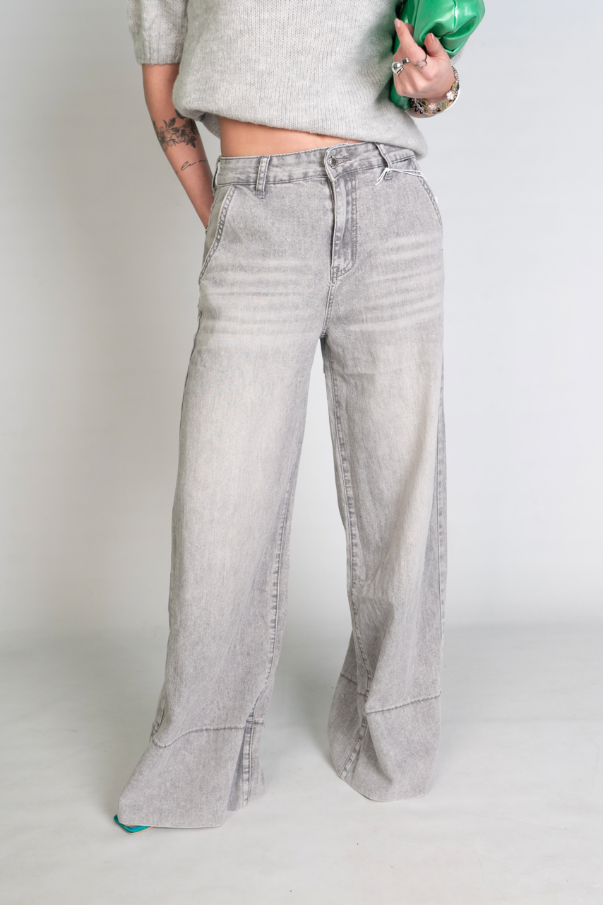 JEANS GREY WASH
